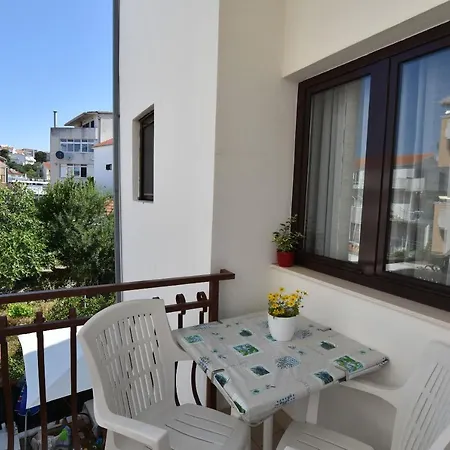 Tonja Apartment Primosten